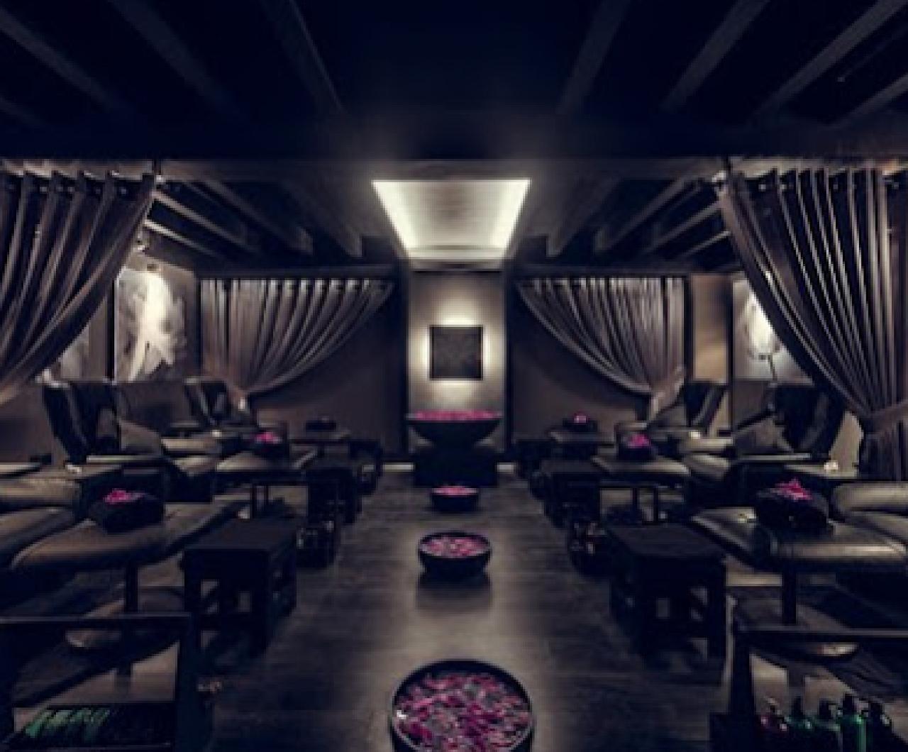 White By Spa Ceylon - Ward Place