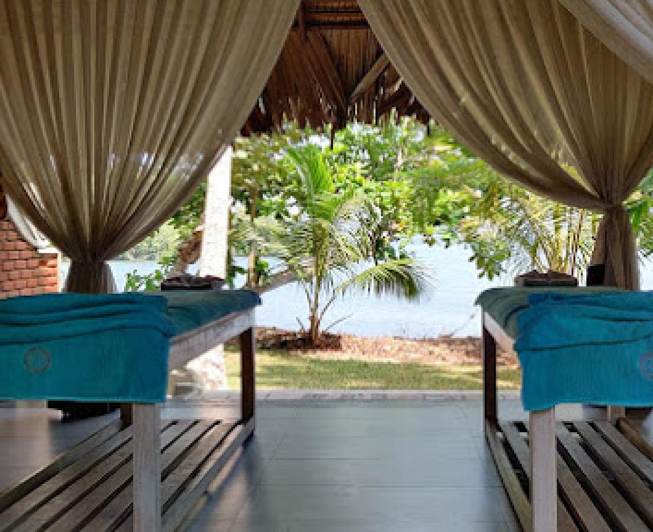 Spa Oya - Arunalu Lake Front Villa