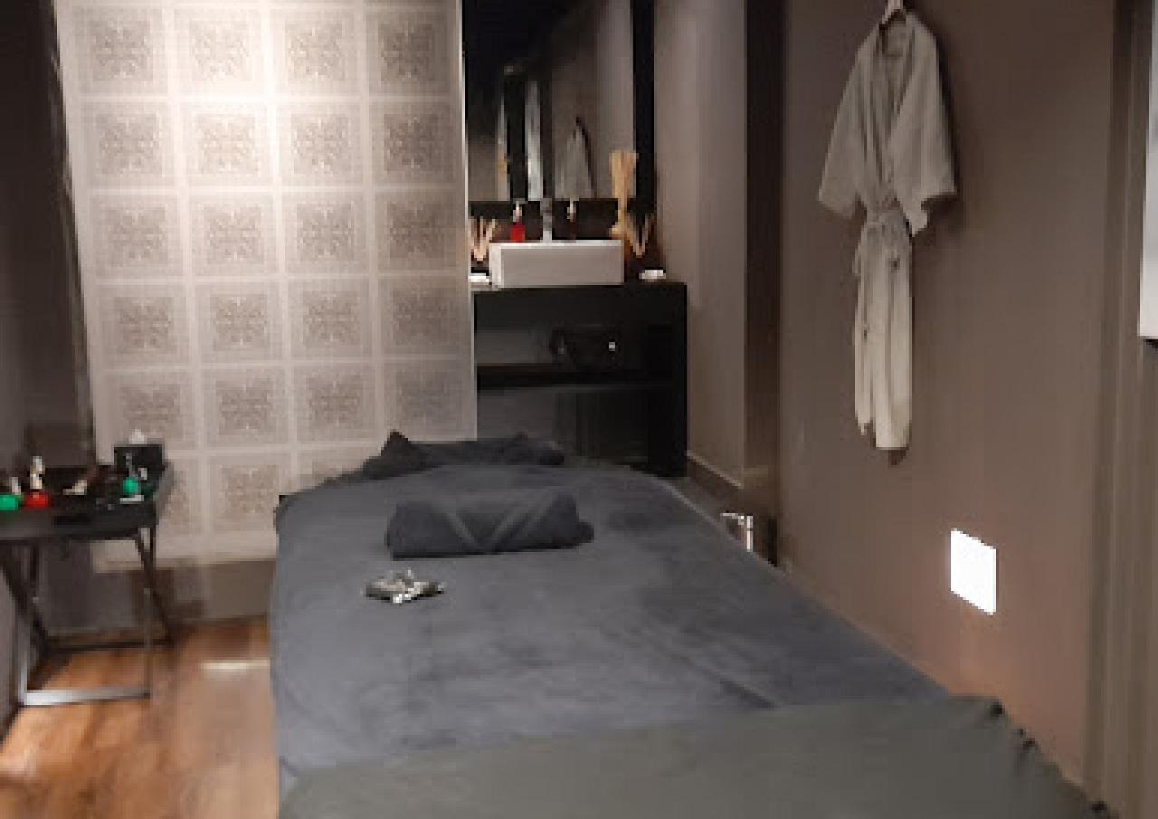 Spa Ceylon Royal Heritage Spa - Chatham