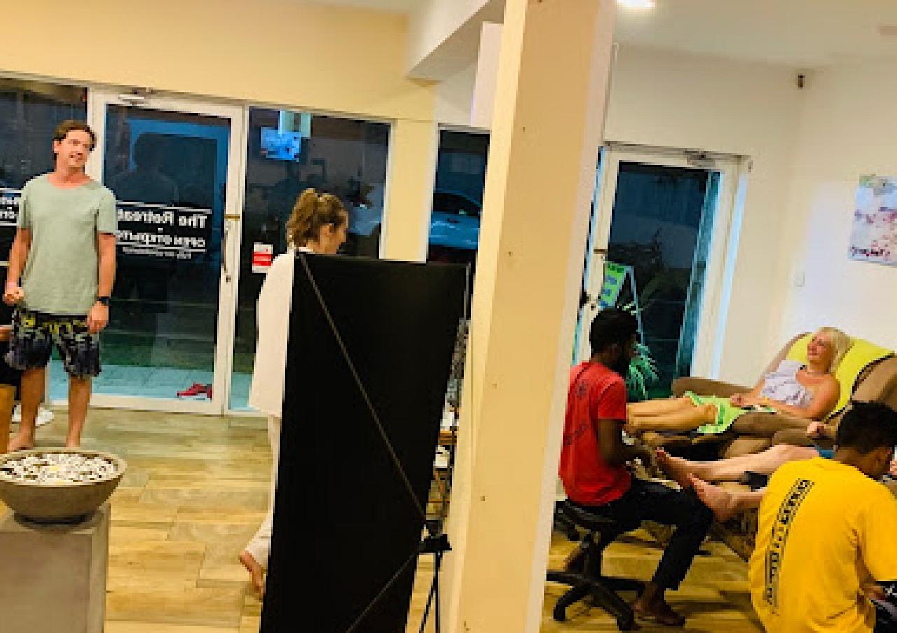 The Retreat Ayurveda Spa Hikkaduwa - Gel Nails & Massage - Массаж и Аюрведа Панчакарма