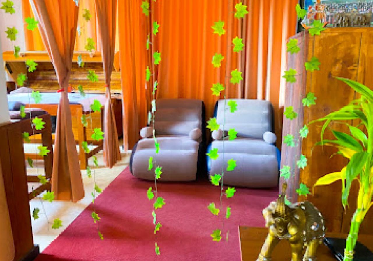 Universal Wellness & Spa
