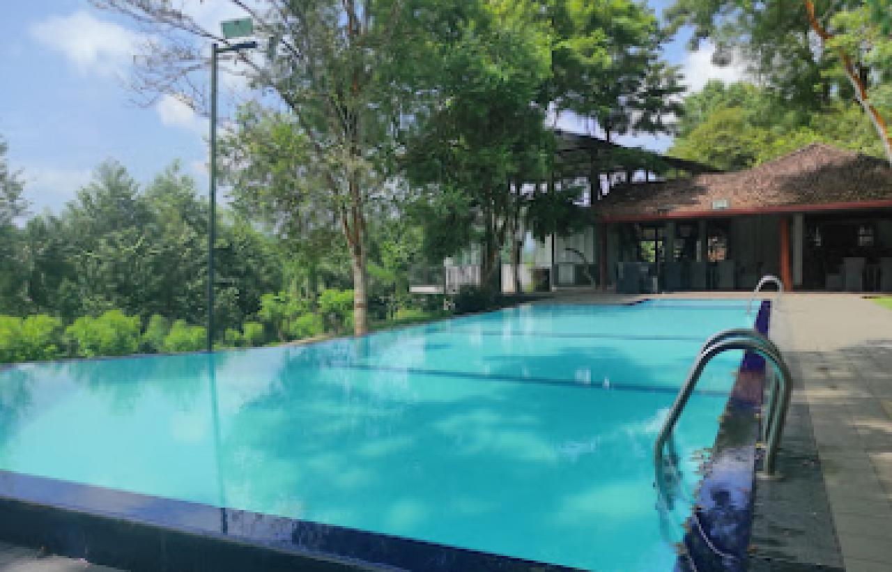 Lake Serenity Resort & Spa