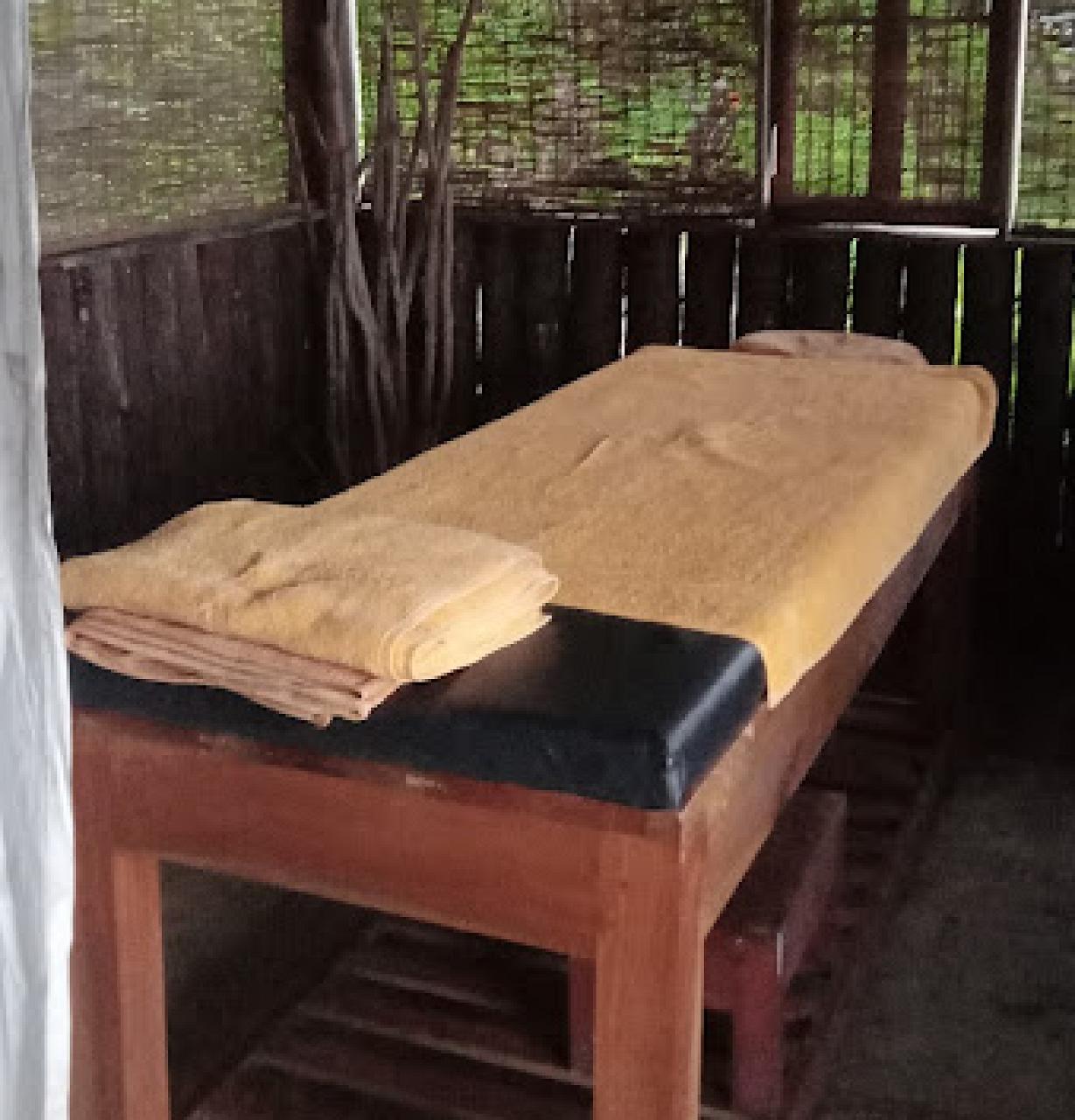 Nilushi saloon & spa
