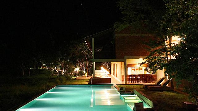Ehalagala Lake Resort & SPA