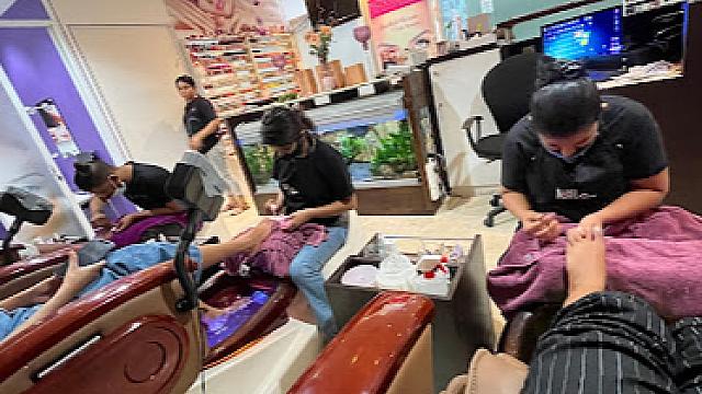 Nail Spa Cinnamon Lakeside